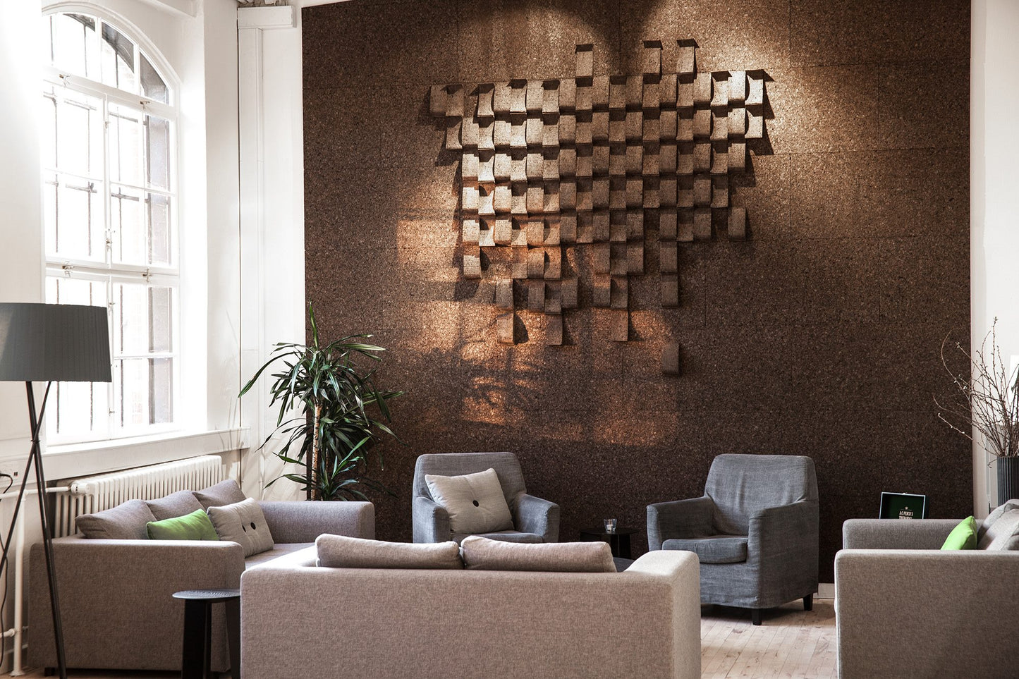 Placa de Corcho Aglomerado 1,0 x 0,5 m Espesor 20 mm (Paquete de 15 placas)